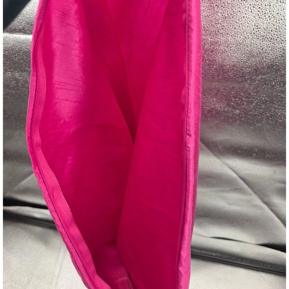 Decorative Pink Silk Pillowcase With Hidden Zipper Closure 25x25 - Picture 3 of 4